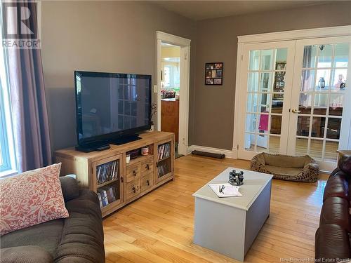 2402 Route 885, Havelock, NB - Indoor Photo Showing Living Room