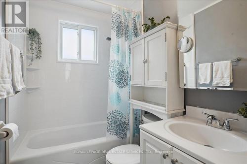 59 Birchcliffe Crescent, Hamilton, ON - Indoor Photo Showing Bathroom