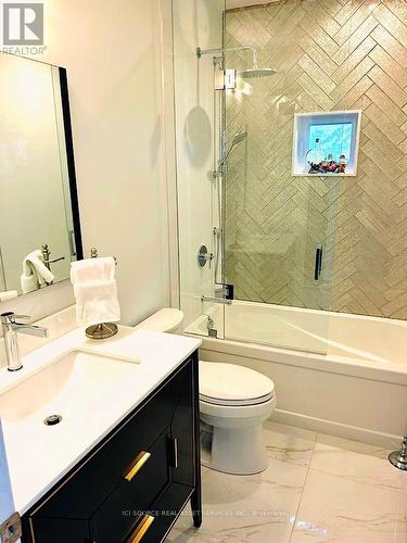 27 Glen Elm Avenue, Toronto, ON - Indoor Photo Showing Bathroom