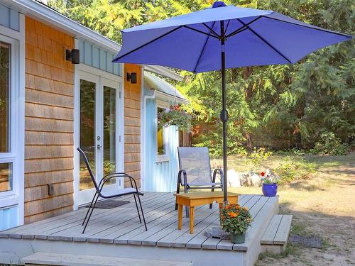 339 Maudie Miller Dr, Gabriola Island, BC - Outdoor With Deck Patio Veranda