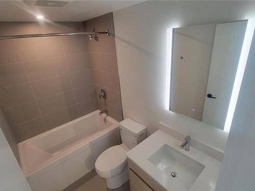 1005-1097 View St, Victoria, BC - Indoor Photo Showing Bathroom