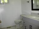 200 Forsyth Road, Newmarket, ON  - Indoor Photo Showing Bathroom 