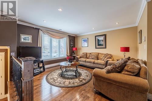 17 Milton Road, Paradise, NL - Indoor Photo Showing Living Room