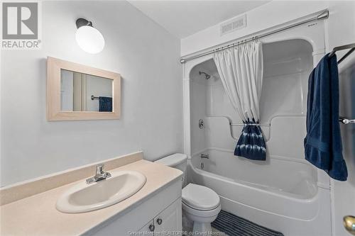 20 Rockport Dr, Riverview, NB - Indoor Photo Showing Bathroom