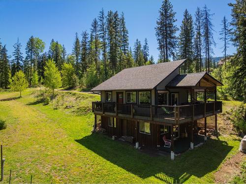 4602 Carlson East Road, Nelson, BC - Outdoor
