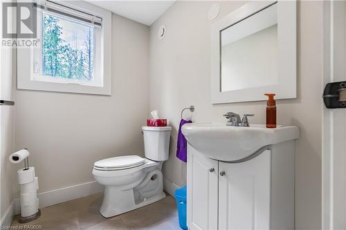 19 Laurdo Crescent, Oliphant, ON - Indoor Photo Showing Bathroom