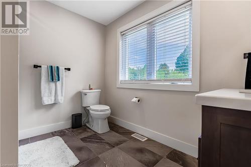 19 Laurdo Crescent, Oliphant, ON - Indoor Photo Showing Bathroom