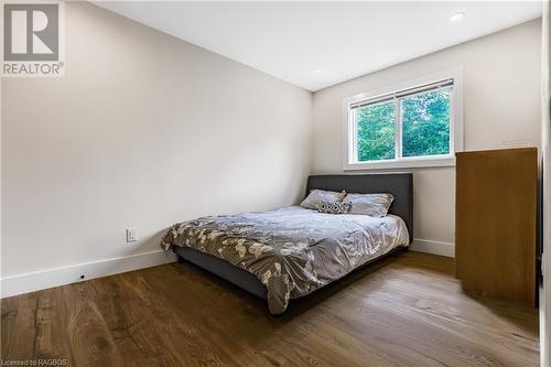 19 Laurdo Crescent, Oliphant, ON - Indoor Photo Showing Bedroom