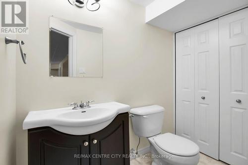 2102 Blackwater Road, London, ON - Indoor Photo Showing Bathroom