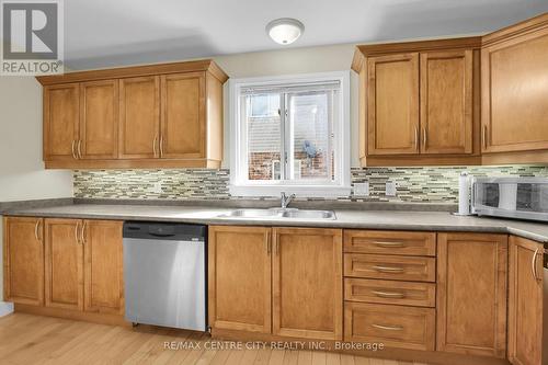 2102 Blackwater Road, London, ON - Indoor Photo Showing Kitchen With Double Sink