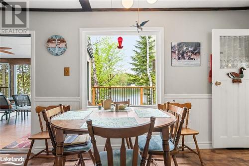 1099 Sharon Lake Drive, Minden, ON - Indoor Photo Showing Dining Room