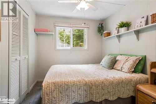 1099 Sharon Lake Drive, Minden, ON - Indoor Photo Showing Bedroom