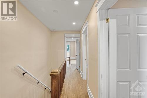 490 Parkdale Avenue, Ottawa, ON - Indoor Photo Showing Other Room