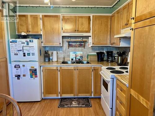 1382 Main Road, Placentia, NL - Indoor Photo Showing Kitchen