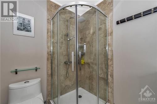 21 Pilon Street, Embrun, ON - Indoor Photo Showing Bathroom