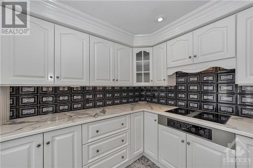 21 Pilon Street, Embrun, ON - Indoor Photo Showing Kitchen