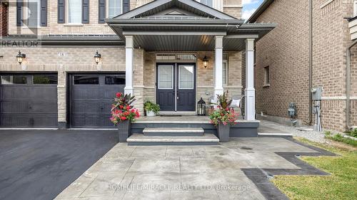 18 Boone Crescent, Vaughan (Kleinburg), ON - Outdoor With Facade