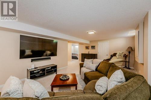 13 - 461 Columbia Street W, Waterloo, ON - Indoor Photo Showing Living Room