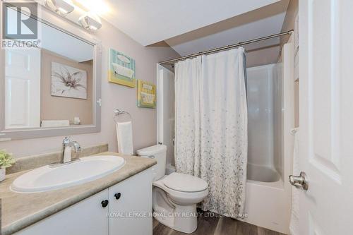 13 - 461 Columbia Street W, Waterloo, ON - Indoor Photo Showing Bathroom