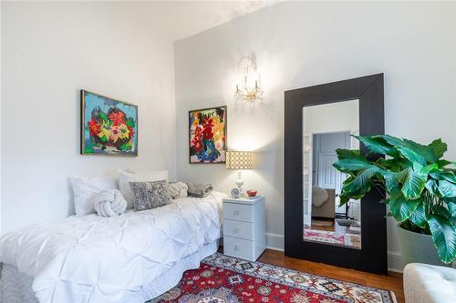 15 Liberty Street, Hamilton, ON - Indoor Photo Showing Bedroom