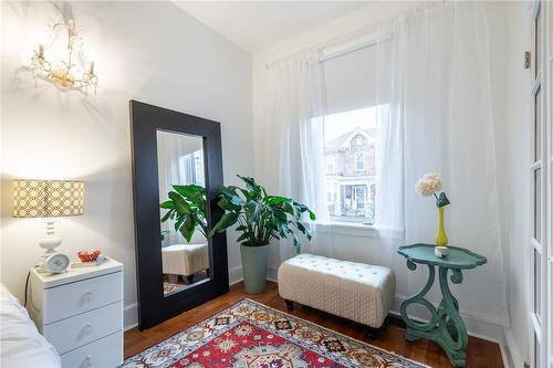 15 Liberty Street, Hamilton, ON - Indoor Photo Showing Bedroom