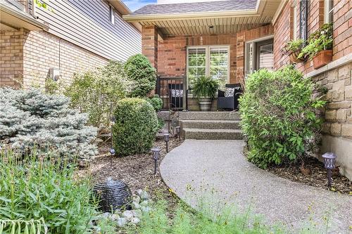 24 Benziger Lane, Hamilton, ON - Outdoor