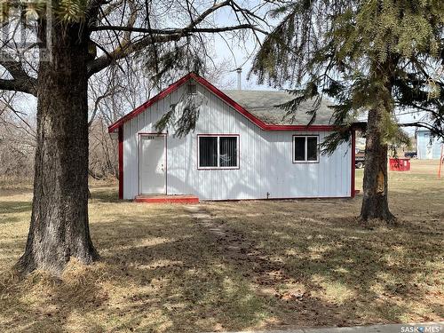 404 Front Street, Duck Lake, SK - Outdoor