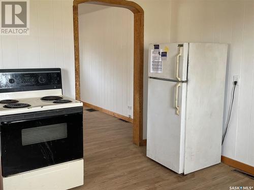 404 Front Street, Duck Lake, SK - Indoor Photo Showing Kitchen