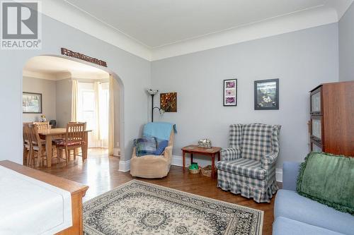 23 Fairview Avenue, St. Thomas, ON - Indoor Photo Showing Living Room