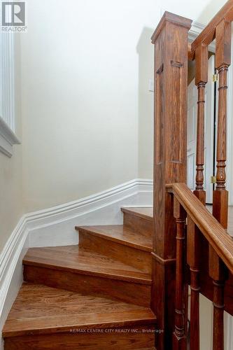 23 Fairview Avenue, St. Thomas, ON - Indoor Photo Showing Other Room