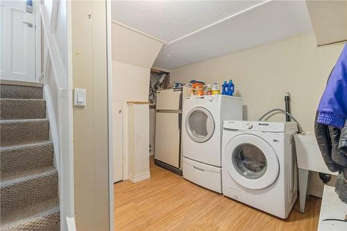 253 West 33Rd Street, Hamilton, ON - Indoor Photo Showing Laundry Room