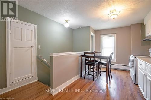 16 Dexter Street, St. Catharines, ON - Indoor Photo Showing Kitchen