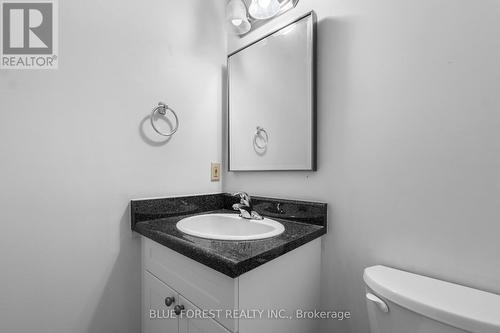 47 - 135 Belmont Drive, London, ON - Indoor Photo Showing Bathroom