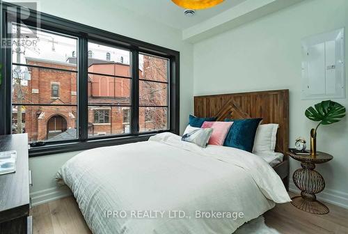 121 Sorauren Avenue, Toronto (Roncesvalles), ON - Indoor Photo Showing Bedroom