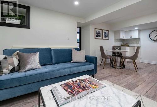 121 Sorauren Avenue, Toronto (Roncesvalles), ON - Indoor Photo Showing Living Room