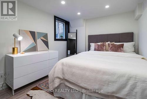 121 Sorauren Avenue, Toronto (Roncesvalles), ON - Indoor Photo Showing Bedroom