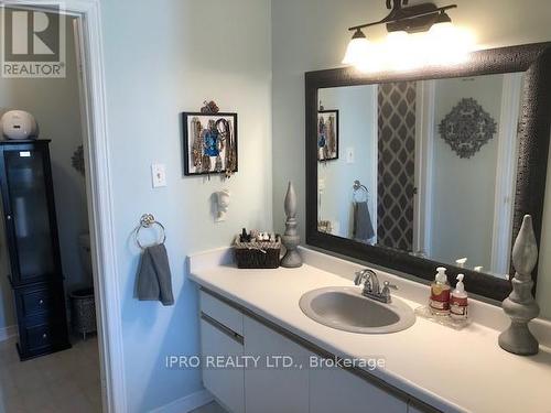 4581 Crosswinds Drive, Mississauga (East Credit), ON - Indoor Photo Showing Bathroom