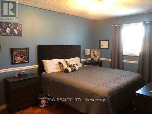 4581 Crosswinds Drive, Mississauga (East Credit), ON - Indoor Photo Showing Bedroom