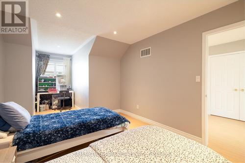 1645 Clark Boulevard, Milton (Beaty), ON - Indoor Photo Showing Bedroom