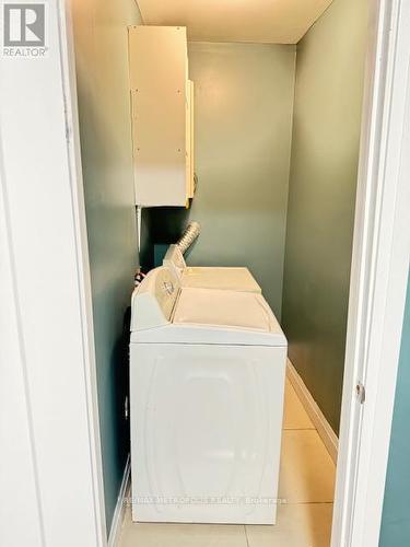 69 Norman Street, Hamilton (Crown Point), ON - Indoor Photo Showing Laundry Room