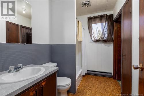 281 Canada Street, Saint-Quentin, NB - Indoor Photo Showing Bathroom