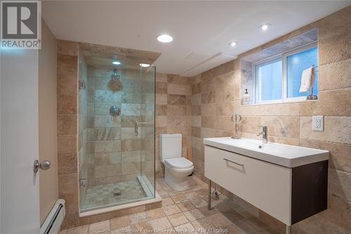 1168 Argyle, Windsor, ON - Indoor Photo Showing Bathroom