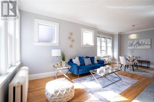 1168 Argyle, Windsor, ON - Indoor Photo Showing Living Room