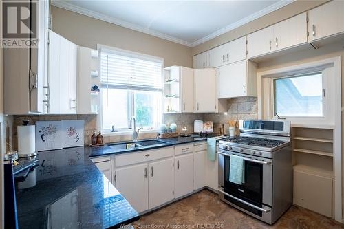 1168 Argyle, Windsor, ON - Indoor Photo Showing Kitchen With Double Sink