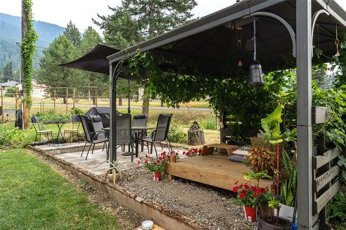 5664 Ponderosa Road, Falkland, BC - Outdoor With Deck Patio Veranda