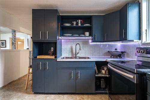 5664 Ponderosa Road, Falkland, BC - Indoor Photo Showing Kitchen With Double Sink