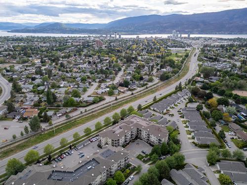 310-1350 Ridgeway Drive, Kelowna, BC - Outdoor With View