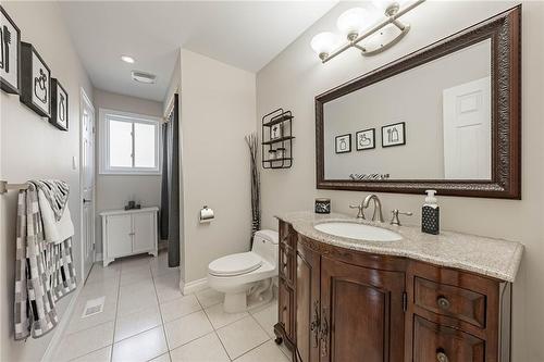 83 Forestgate Drive, Hamilton, ON - Indoor Photo Showing Bathroom