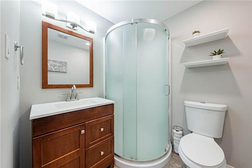 83 Forestgate Drive, Hamilton, ON - Indoor Photo Showing Bathroom