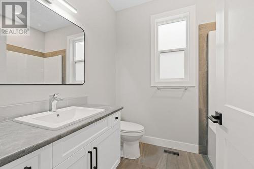 2544 Pinnacle Ridge Drive, West Kelowna, BC - Indoor Photo Showing Bathroom